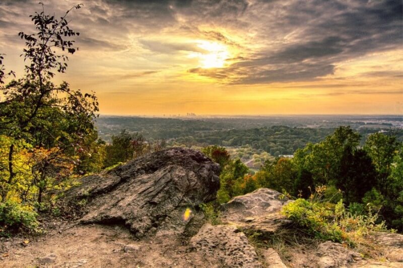 Our 3 Favorite Hikes Within 30 Minutes of Birmingham