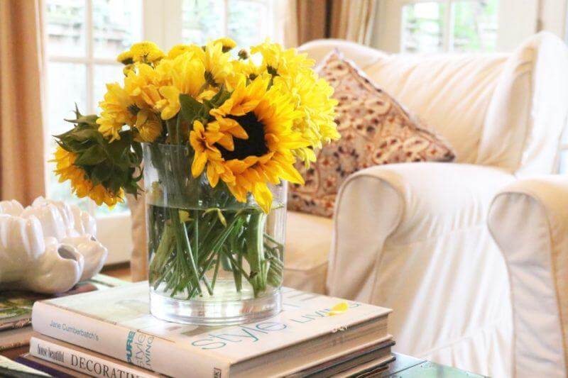 A Lazy Girl’s #1 Tip to Beautiful Flower Arrangements